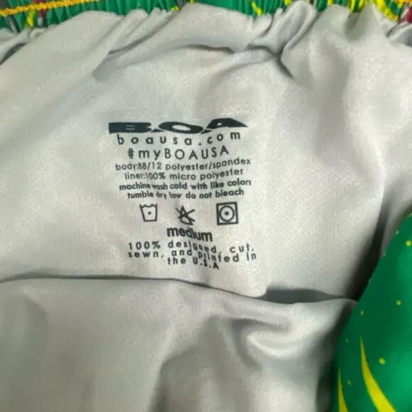 Scorpio Sol *FLAW* RUN IN LINING Running Shorts
Size medium - Picture 2 of 5